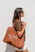 Load image into Gallery viewer, Chez Black beach bag - Brown
